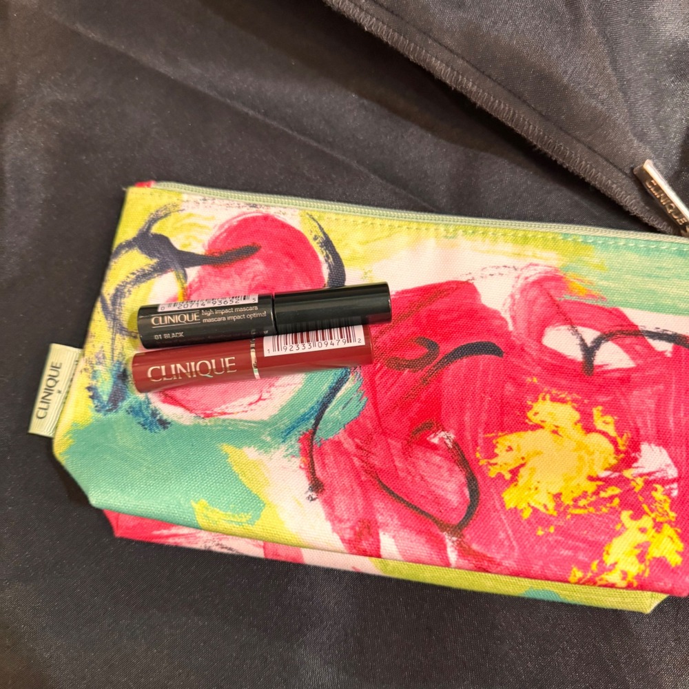 New Clinique Bundle Drawbertson Floral Cosmetic Bag, Mascara, Lipstick‎ Set